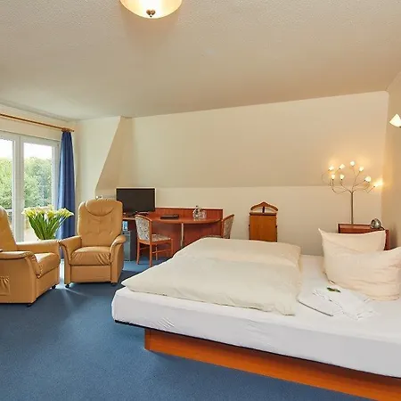 Hotel Seeblick 3*